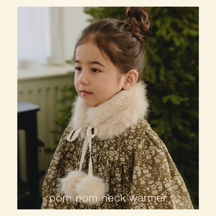 Mon Atelier - Korean Children Fashion - #kidsshorts - Pom Pom Neck Warmer