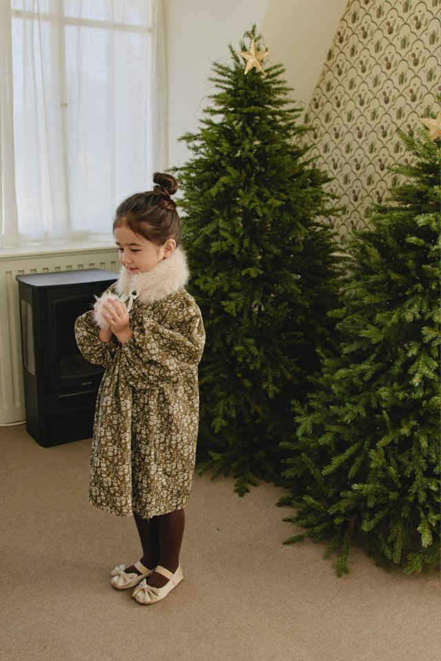 Mon Atelier - Korean Children Fashion - #magicofchildhood - Pom Pom Neck Warmer - 6