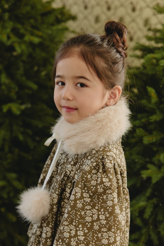 Mon Atelier - Korean Children Fashion - #minifashionista - Pom Pom Neck Warmer - 7