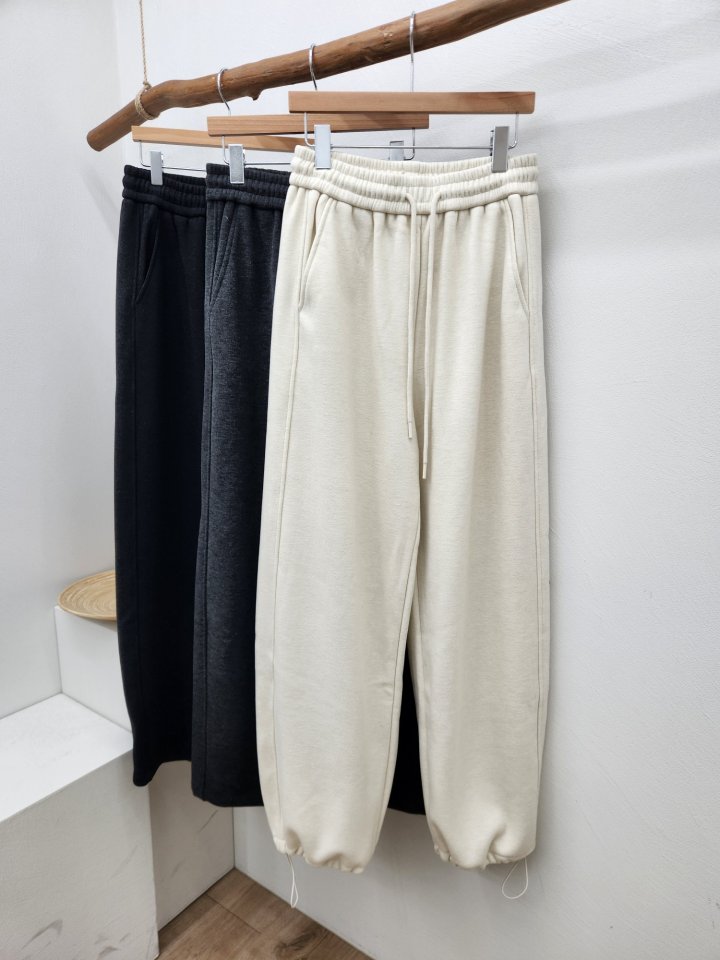 Most - Korean Women Fashion - #momslook - Clean Fleece Pants - 11