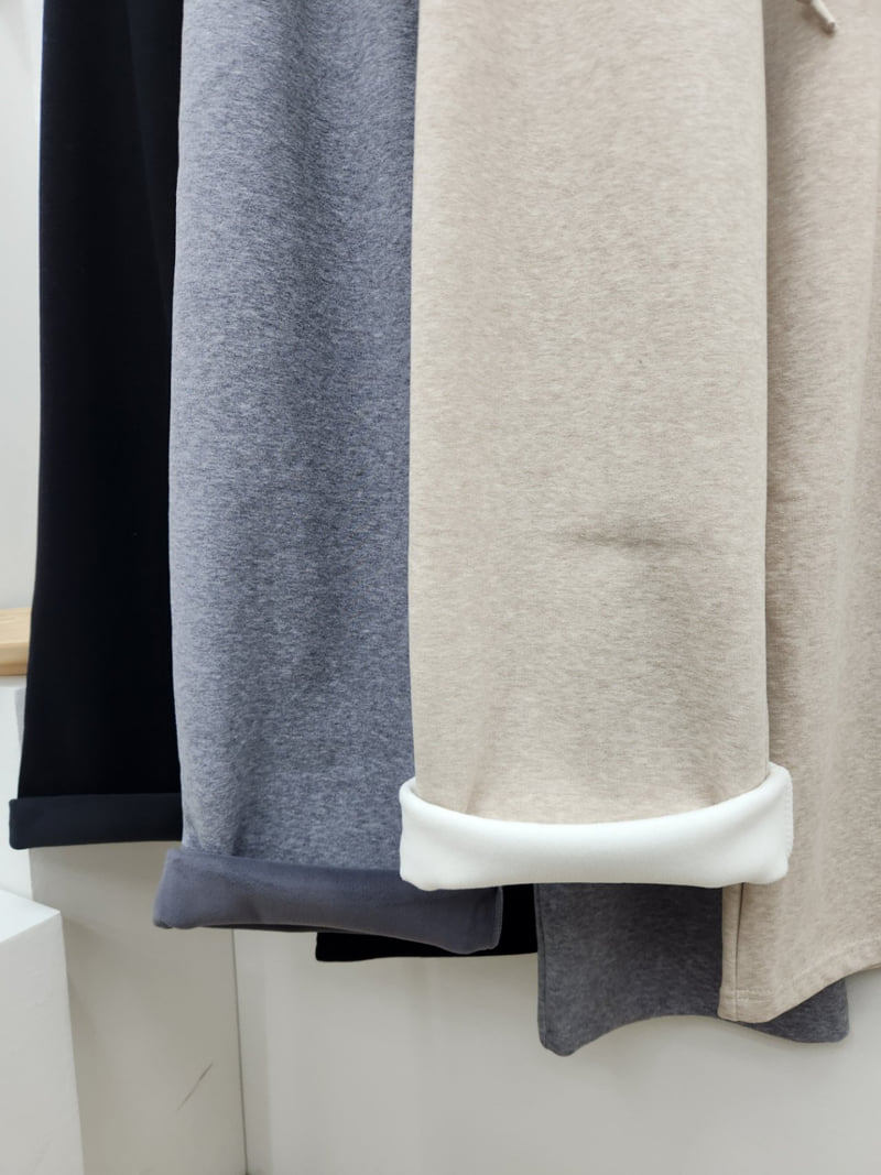 Most - Korean Women Fashion - #womensfashion - Oat Fleece Pants - 5