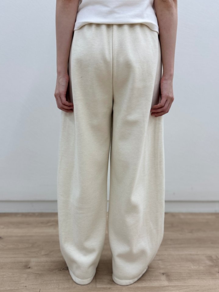 Most - Korean Women Fashion - #momslook - Clean Fleece Pants - 4