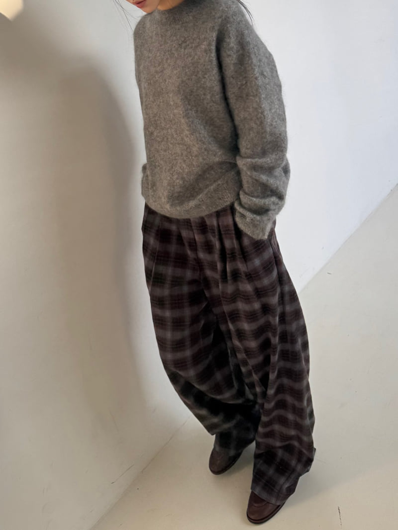 Neroli36 - Korean Women Fashion - #momslook - Check Pleated Pants - 5