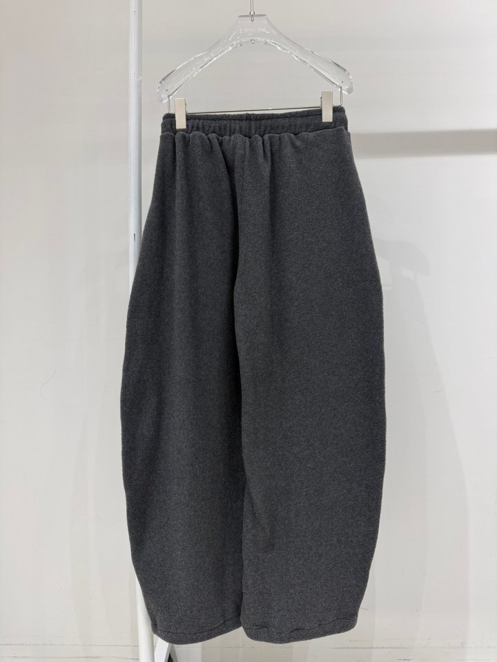 Neroli36 - Korean Women Fashion - #momslook - H Curve Fleece Pants - 3