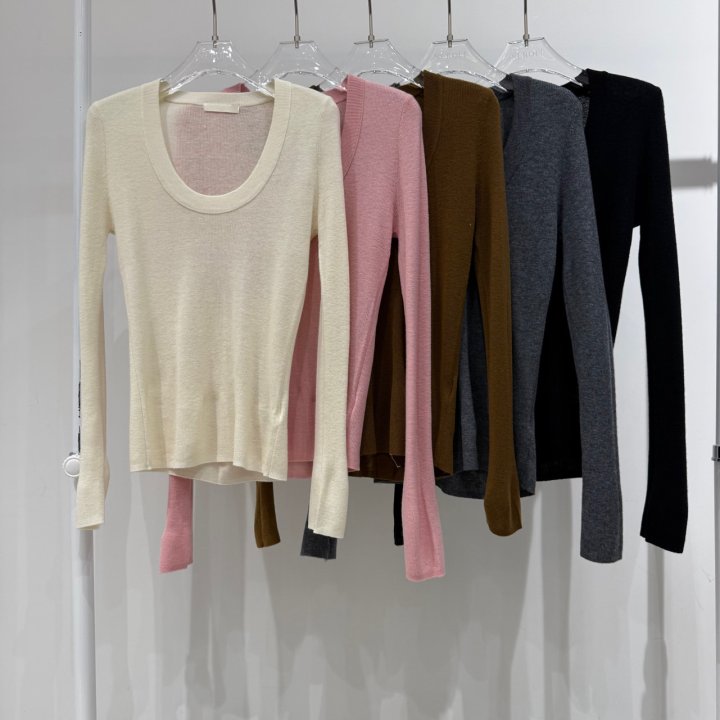 Neroli36 - Korean Women Fashion - #momslook - M Deep U Neck Knit