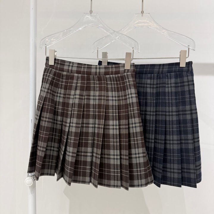 Neroli36 - Korean Women Fashion - #romanticstyle - H Check Pleated Skirt