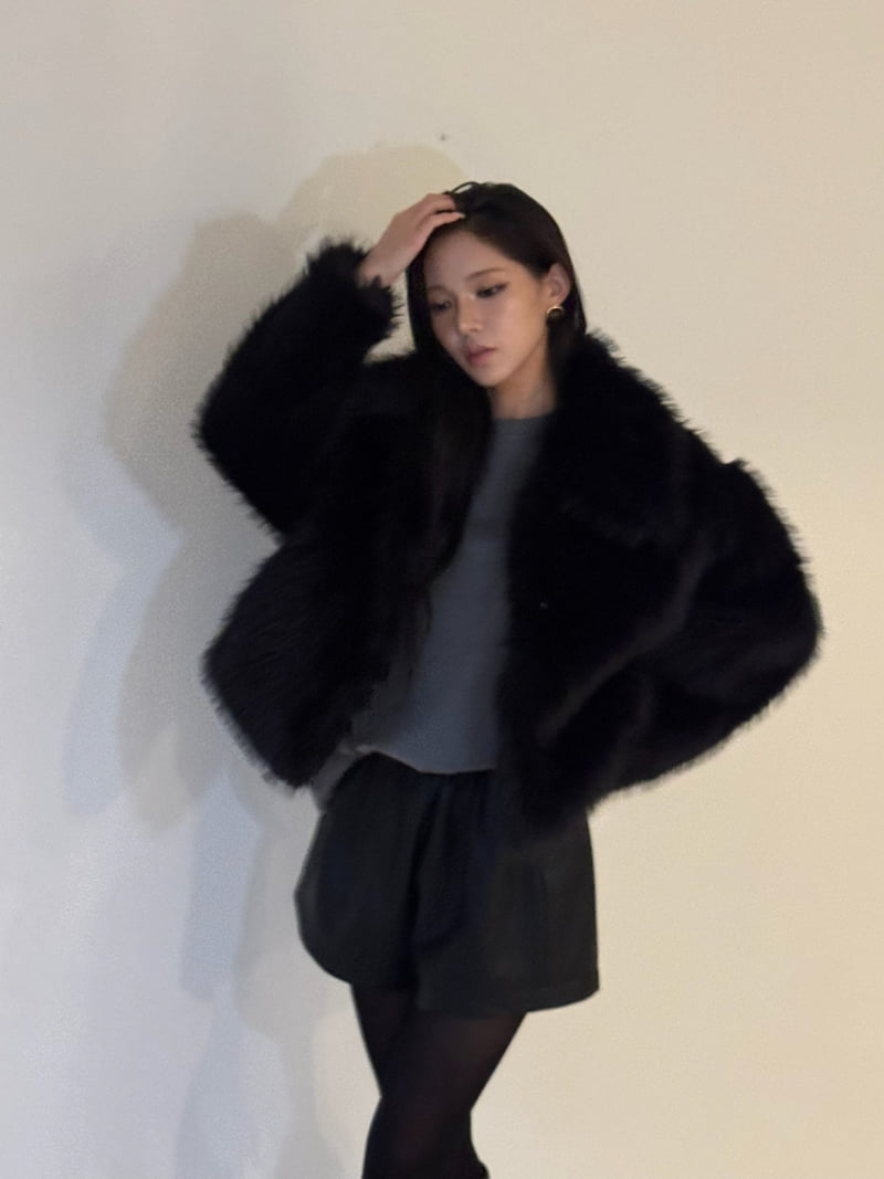Neroli36 - Korean Women Fashion - #shopsmall - M Leather Cutoff Half Pants - 7