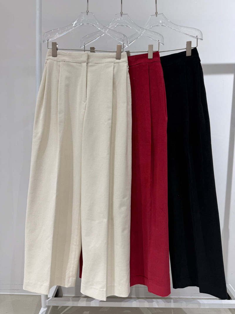 Neroli36 - Korean Women Fashion - #womensfashion - Corduroy Tuck Pleat Pants