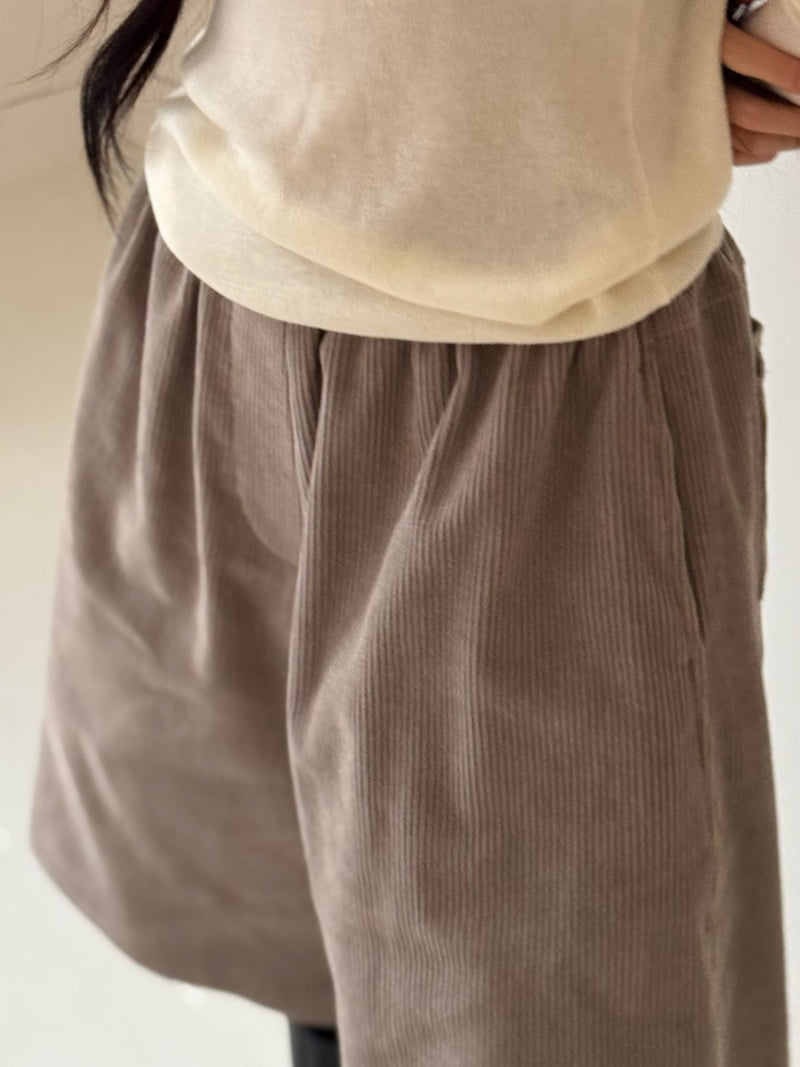 Neroli36 - Korean Women Fashion - #womensfashion - H Corduroy Bermuda Pants - 7