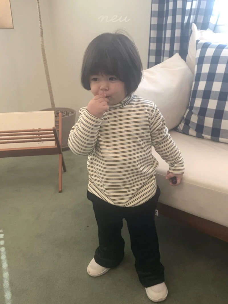 Neu - Korean Children Fashion - #kidsstore - Mochi Turtleneck Tee - 4