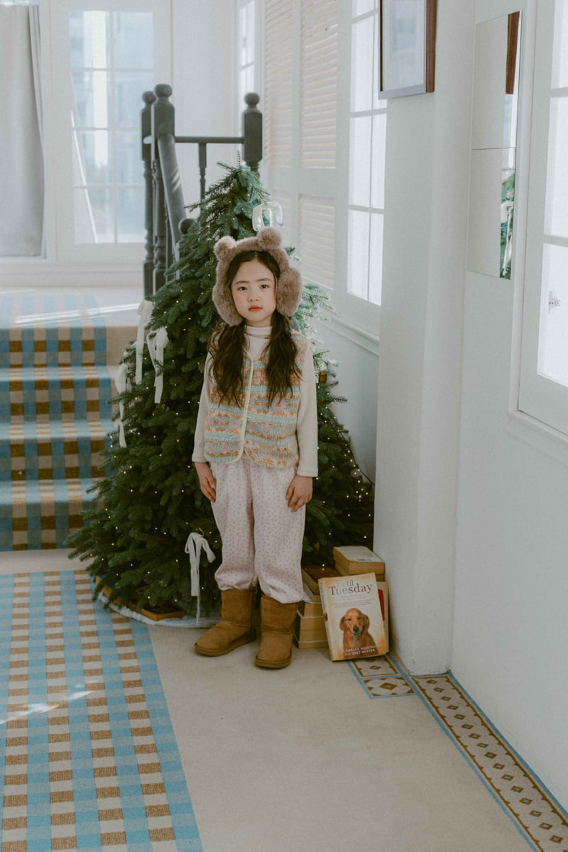 Night Bebe - Korean Children Fashion - #kidzfashiontrend - Fuzzy Vest - 8