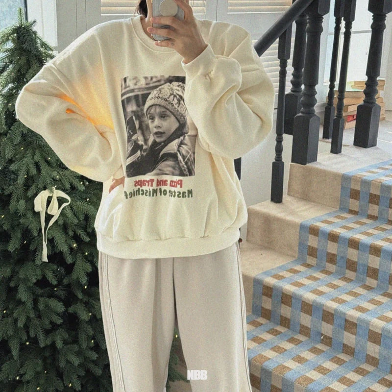 Night Bebe - Korean Women Fashion - #romanticstyle - Pizza Sweatshirt (Adult) - 2