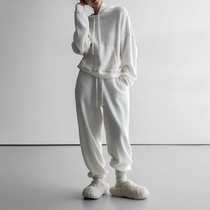 Paper Moon - Korean Women Fashion - #restrostyle - Hairy Texture Cozy Jogger Pants - 6