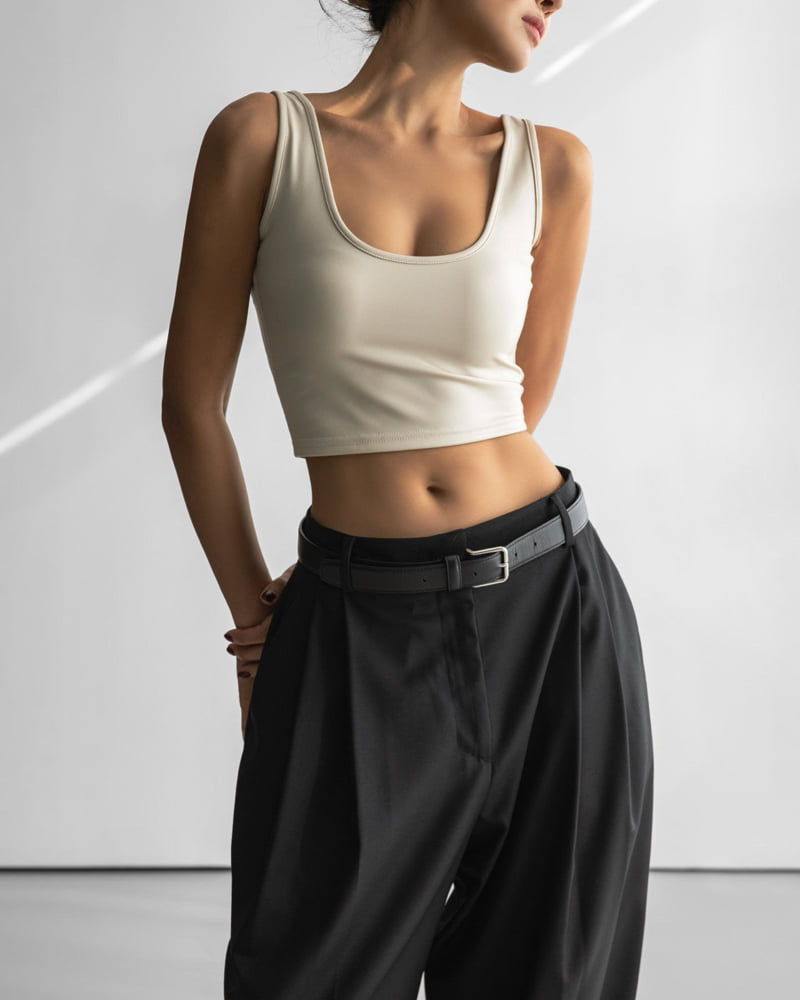 Paper Moon - Korean Women Fashion - #restrostyle - Vegan Crop Sleeveless Tank Top - 4