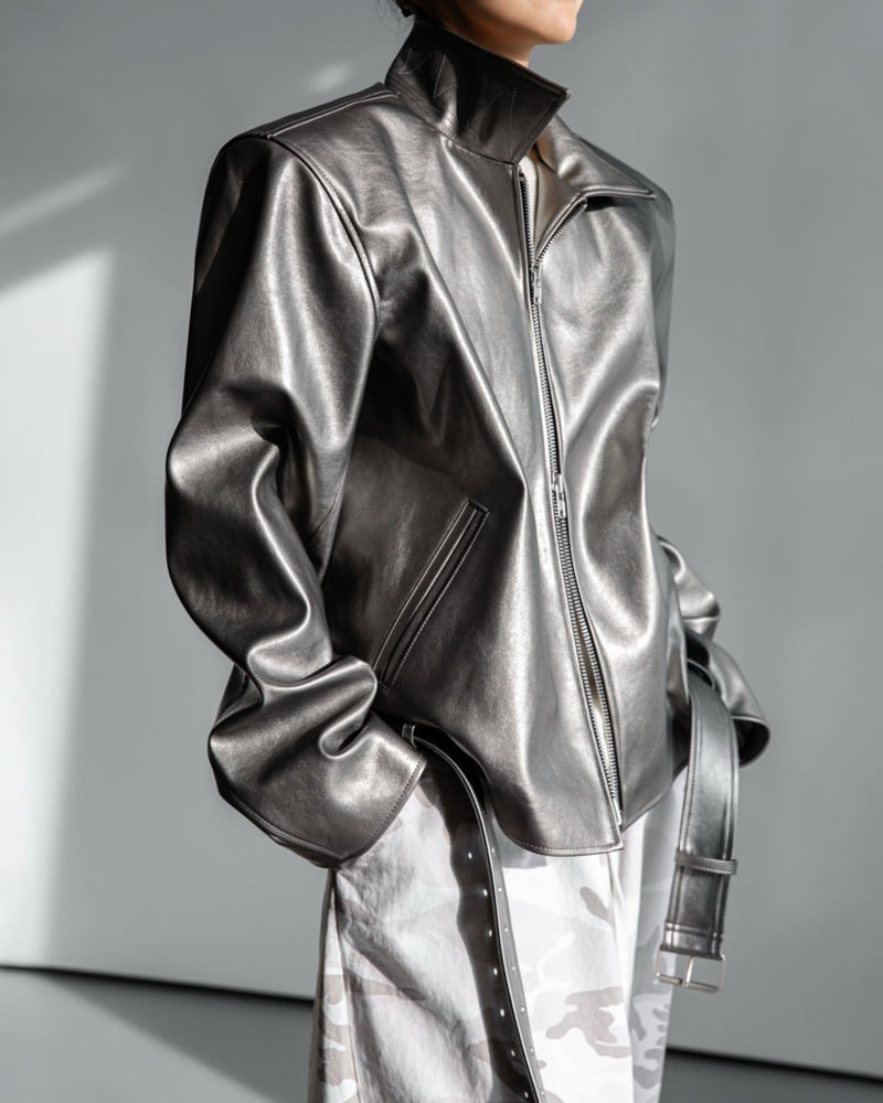 Paper Moon - Korean Women Fashion - #thatsdarling - Oversingle Zipper Belted Buckle Jacket - 3