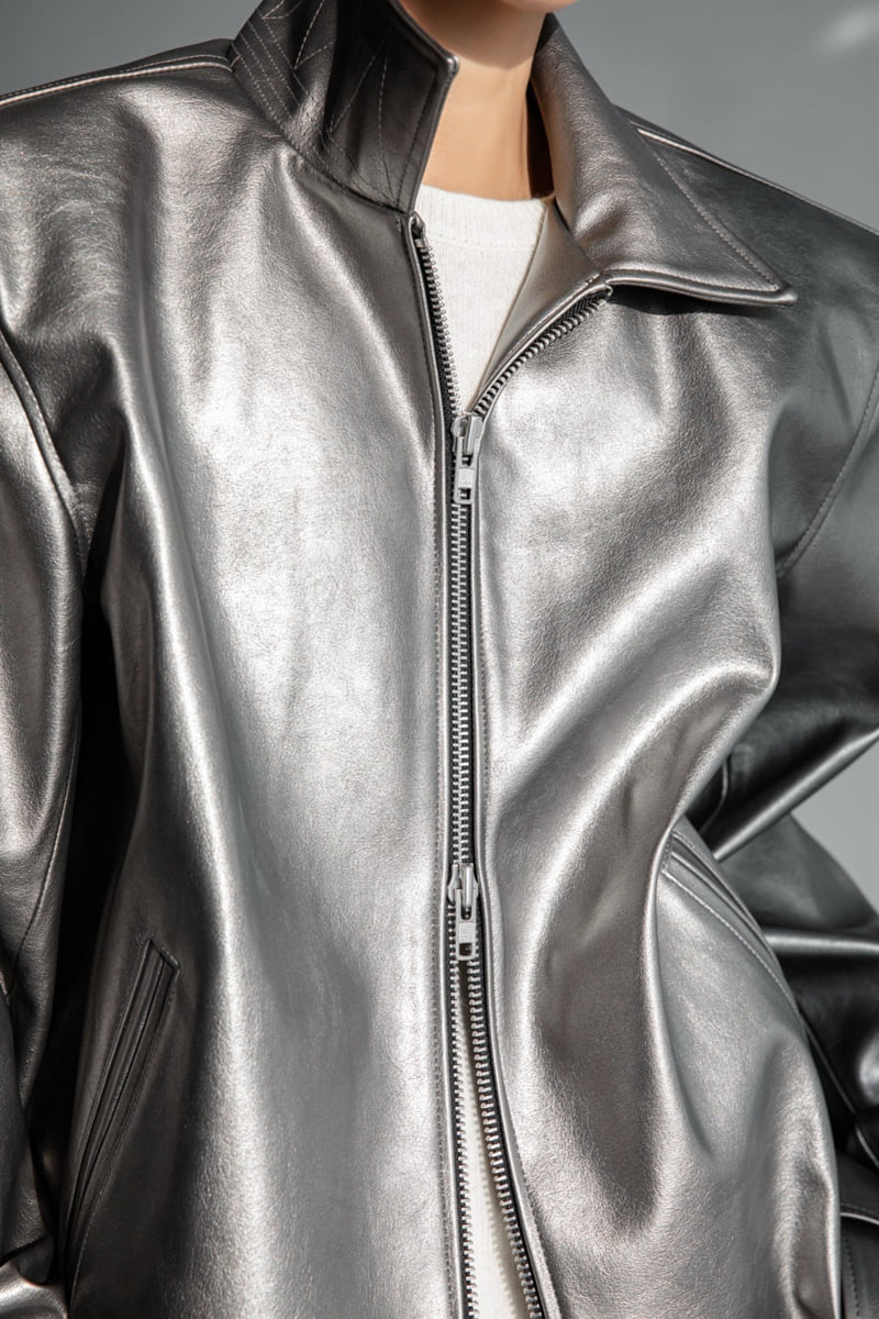 Paper Moon - Korean Women Fashion - #thatsdarling - Oversingle Zipper Belted Buckle Jacket - 4