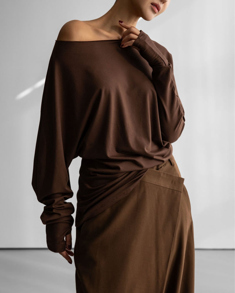 Paper Moon - Korean Women Fashion - #womensfashion - Unbalanced Jersey Finger Hole Tee - 6