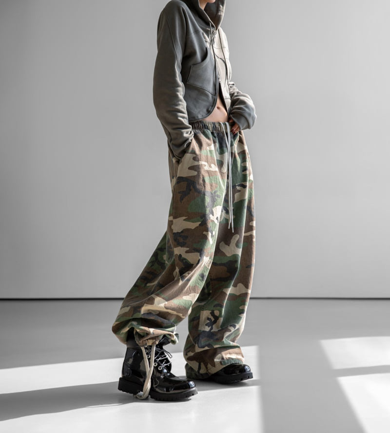 Paper Moon - Korean Women Fashion - #womensfashion - Camouflage Cotton Banded Maxi Wide Trousers - 3