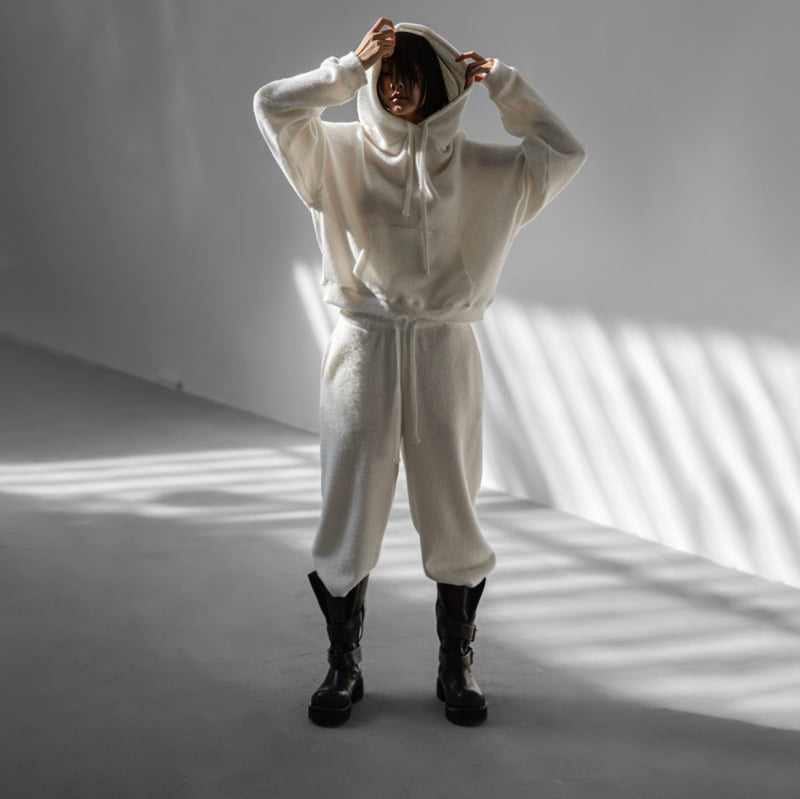 Paper Moon - Korean Women Fashion - #momslook - Hairy Texture Cozy Jogger Pants - 4