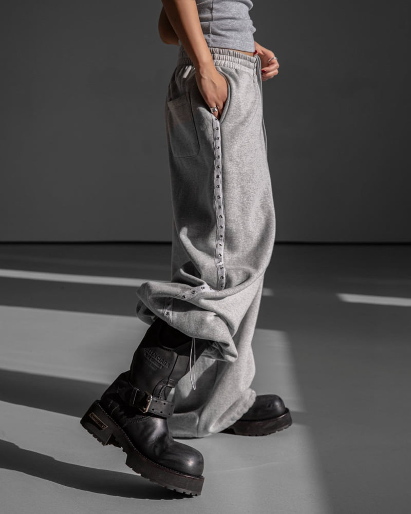 Paper Moon - Korean Women Fashion - #womensfashion - Oversized Eyelet Line Sweat Wide Pants - 3