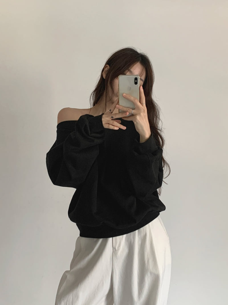 Queensmade - Korean Women Fashion - #momslook - Joy Off Shoulder Tee