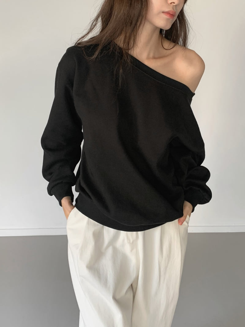 Queensmade - Korean Women Fashion - #momslook - Joy Off Shoulder Tee - 5