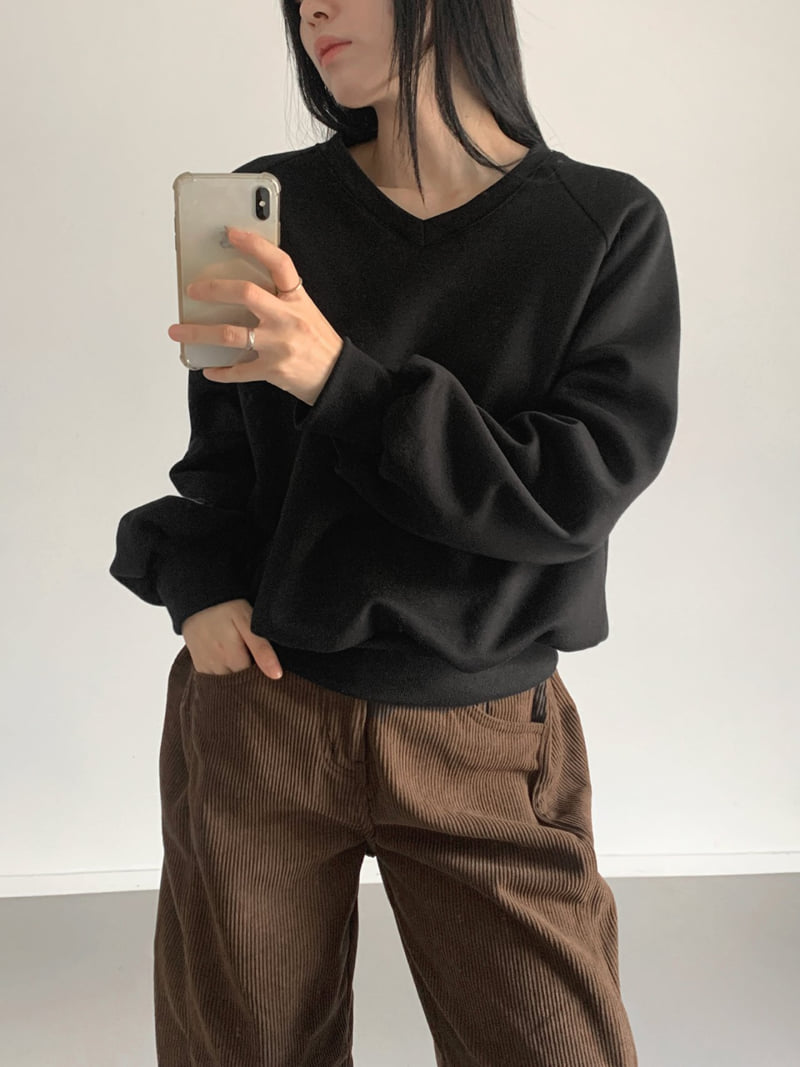 Queensmade - Korean Women Fashion - #womensfashion - Cheek V-Neck Sweatshirt - 4