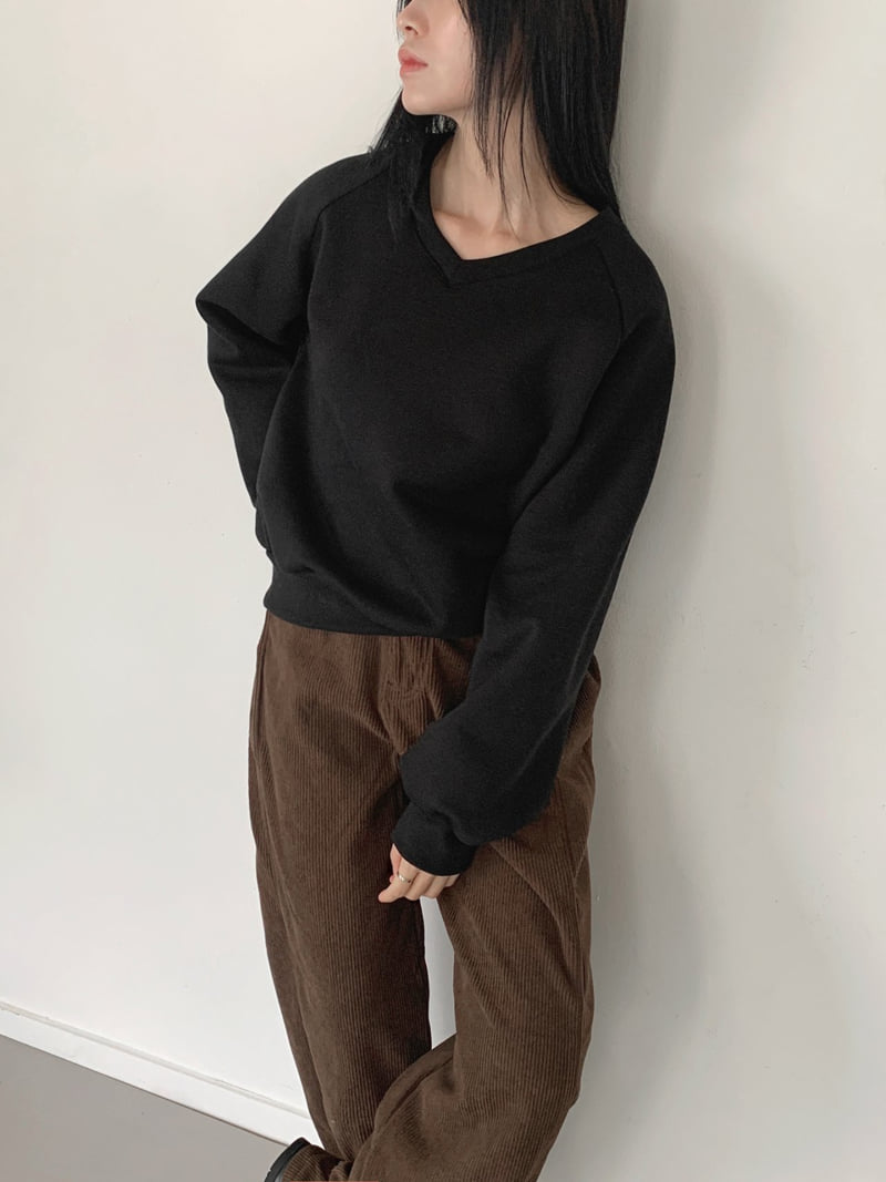 Queensmade - Korean Women Fashion - #momslook - Cheek V-Neck Sweatshirt - 8