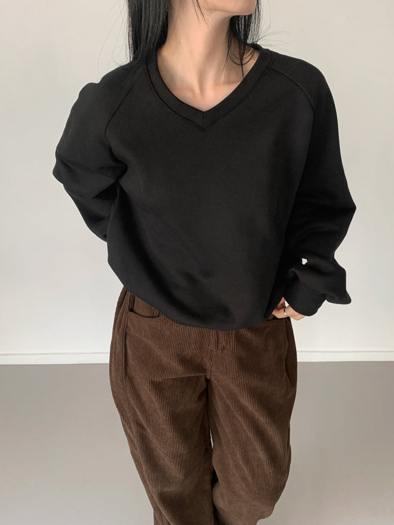 Queensmade - Korean Women Fashion - #momslook - Cheek V-Neck Sweatshirt - 9