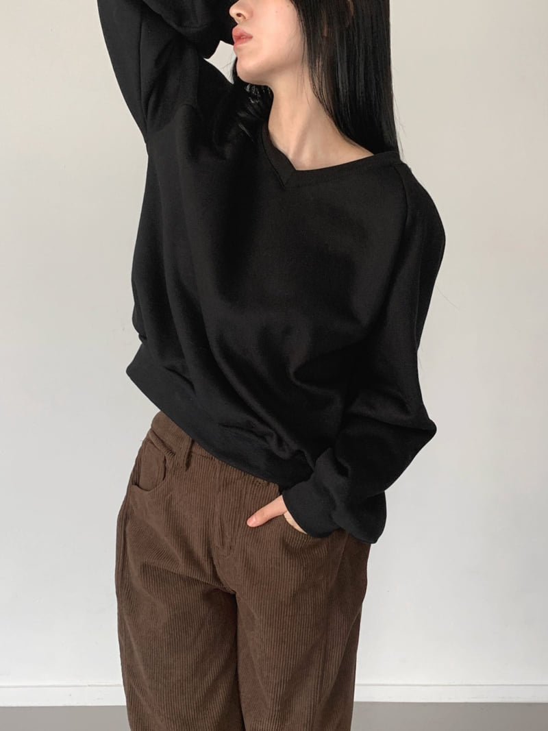 Queensmade - Korean Women Fashion - #womensfashion - Cheek V-Neck Sweatshirt - 5