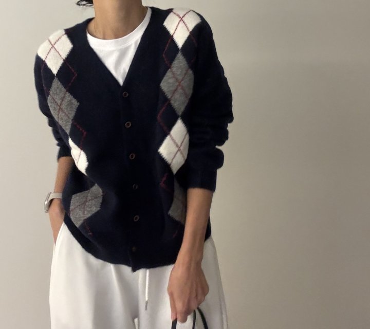 Ripple - Korean Women Fashion - #restrostyle - Argyle Cardigan - 7