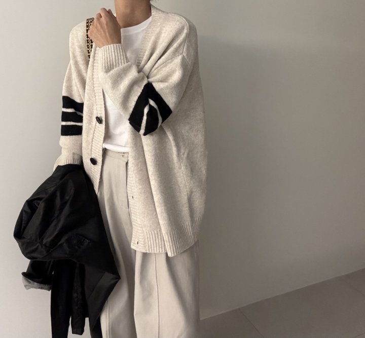 Ripple - Korean Women Fashion - #thatsdarling - Luming Boxy Cardigan - 3