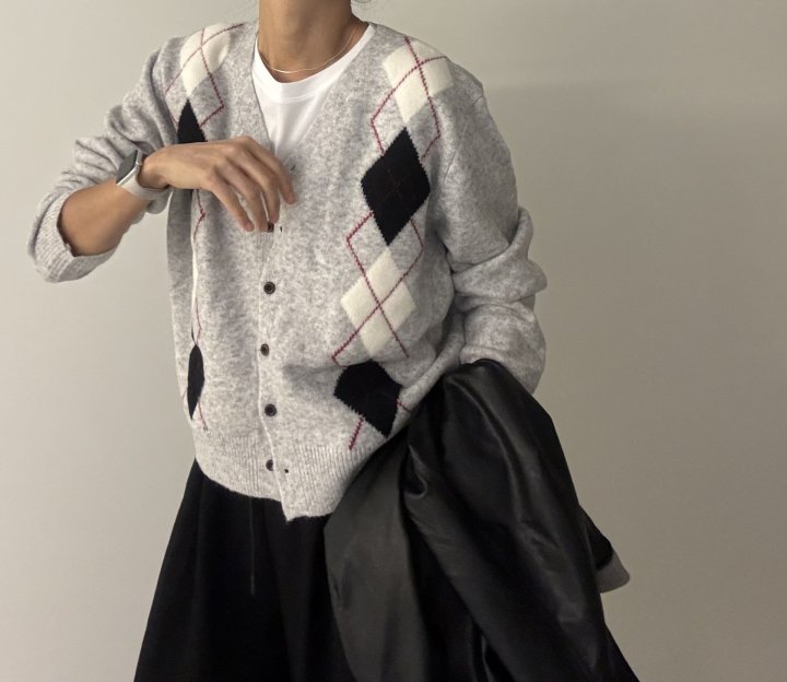 Ripple - Korean Women Fashion - #vintagekidsstyle - Argyle Cardigan - 5