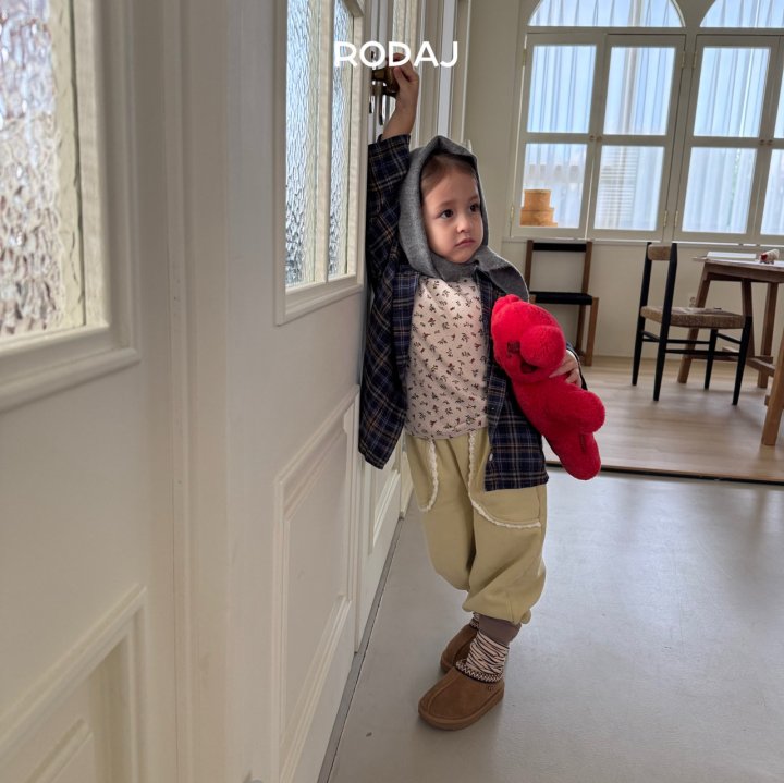 Roda J - Korean Children Fashion - #stylishchildhood - Kiel Tee - 11