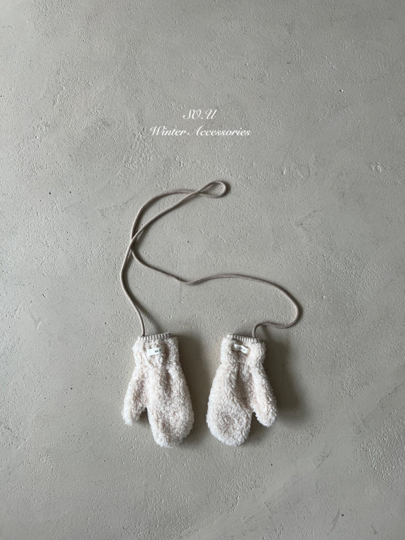 So U - Korean Baby Fashion - #babyfever - Boucle Mittens