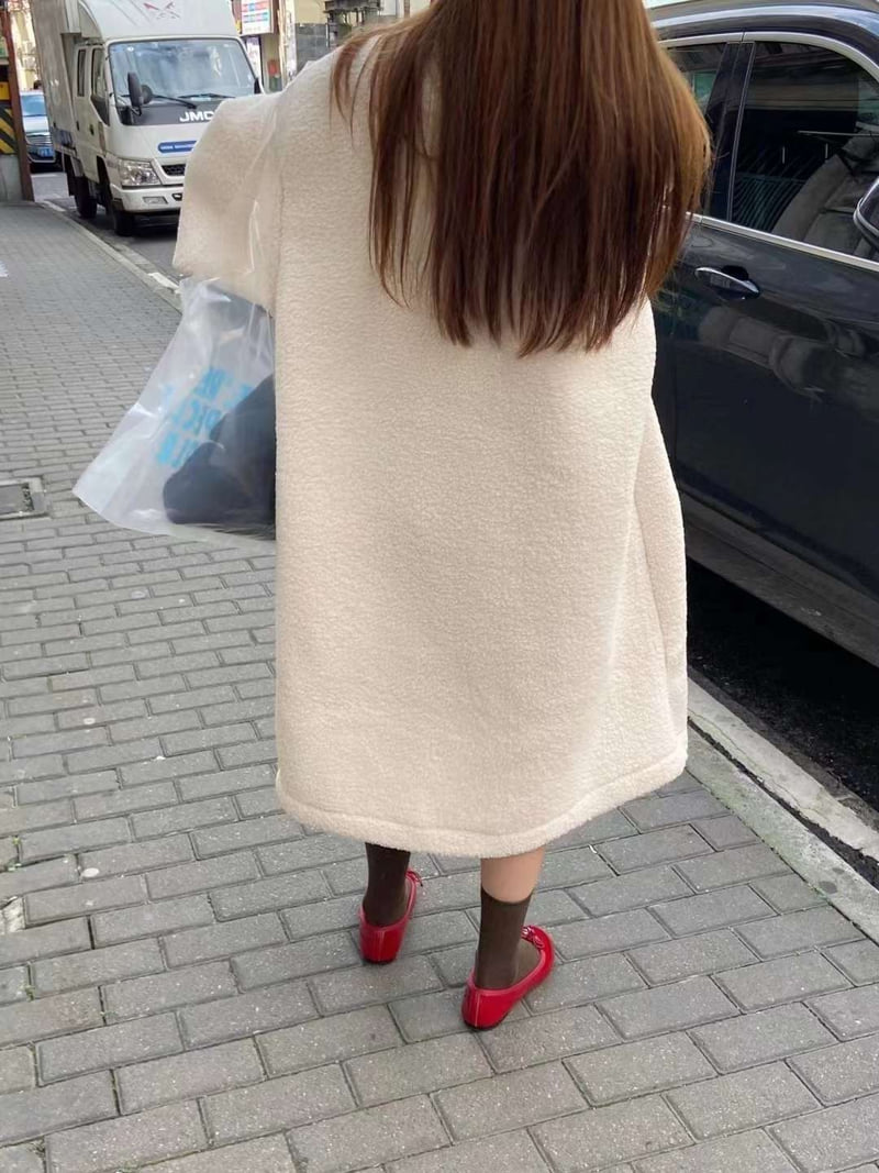 There By - Korean Women Fashion - #vintageinspired - Collar Shearling Coat - 11