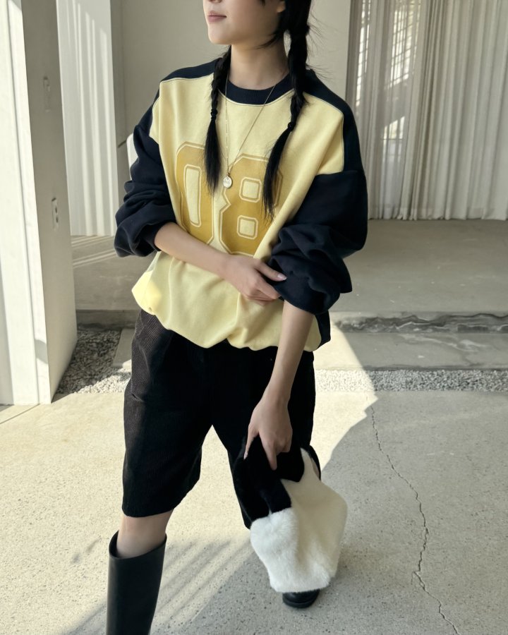 Theres - Korean Women Fashion - #restrostyle - 08 Raglan Sweatshirt - 3