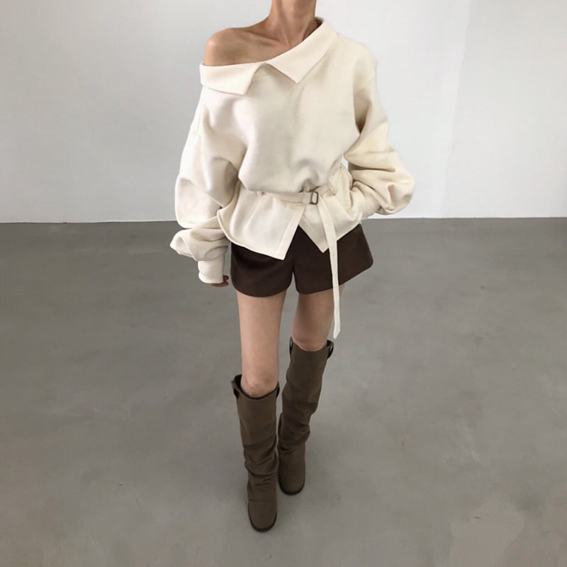 Twomoon - Korean Women Fashion - #womensfashion - Giselle Collar Sweatshirt