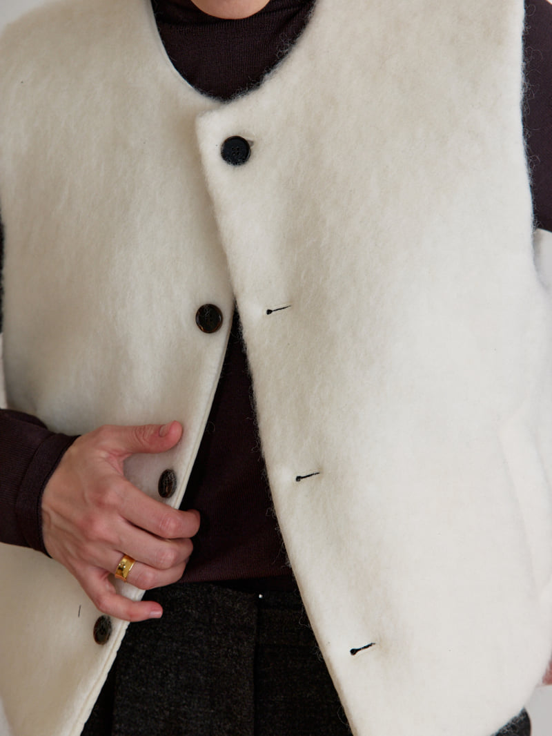 Understanding - Korean Women Fashion - #shopsmall - Reversible Padded Vest - 5