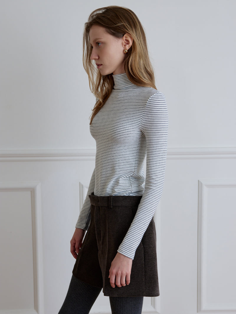 Understanding - Korean Women Fashion - #momslook - Snow Mock Neck Tee - 4