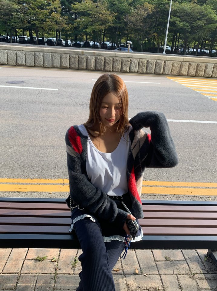 Urban Rabbit - Korean Children Fashion - #stylishchildhood - Argyle Cardigan (Mom) - 2