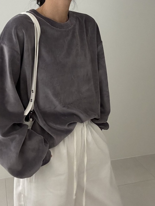 Meg Velour Sweatshirt Meg Velour Sweatshirt