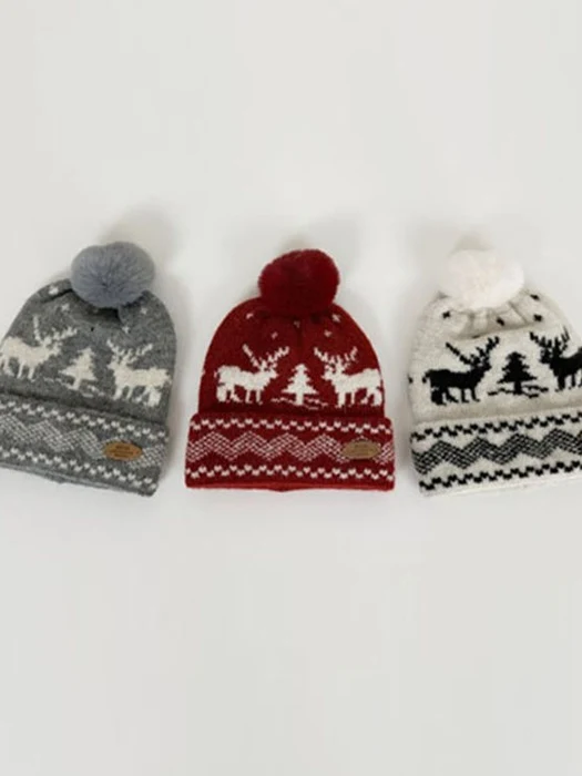 Deer Pom Pom Hat