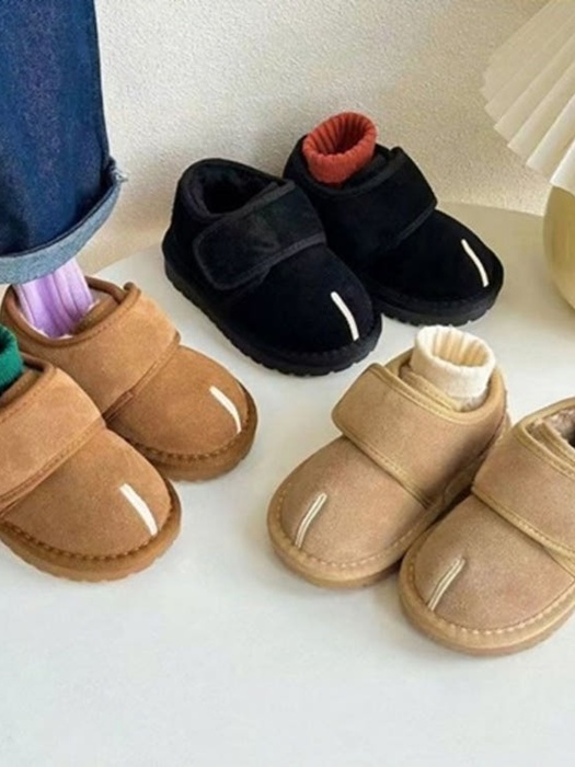 2300 Nose Line Ugg Boots