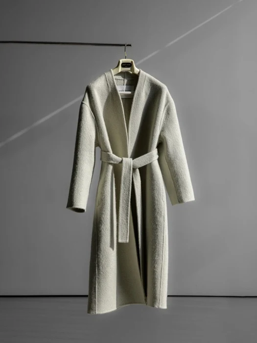Luxe Suri Alpaca Fuzzy Handmade Robe Coat Luxe Suri Alpaca Fuzzy Handmade Robe Coat