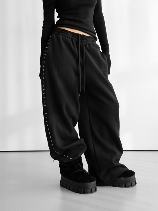 Oversized Eyelet Line Detail Sweat Wide Pants Oversized Eyelet Line Detail Sweat Wide Pants