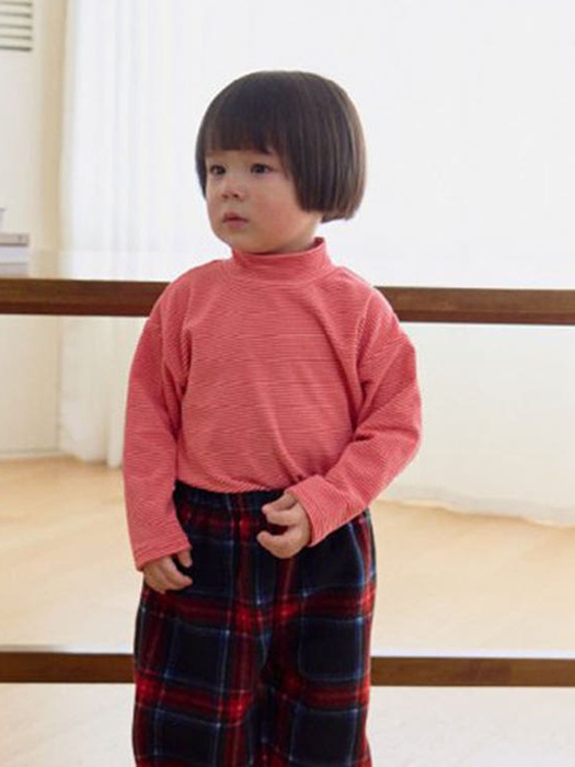 Bell Neck Turtleneck Tee