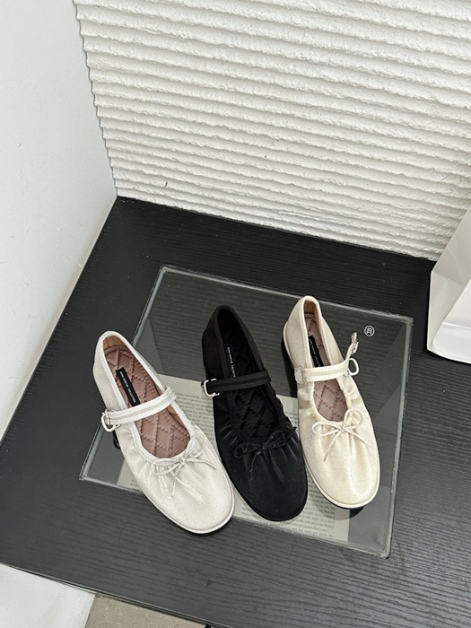 Round Satin Mary Jane Ribbon Flats
