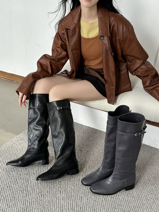 Simple V Cut Wide Vintage Long Boots