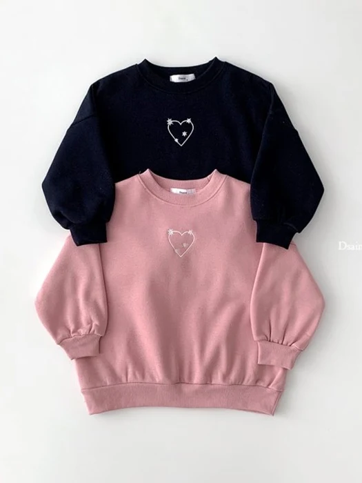 Star Heart Long Sweatshirt Star Heart Long Sweatshirt